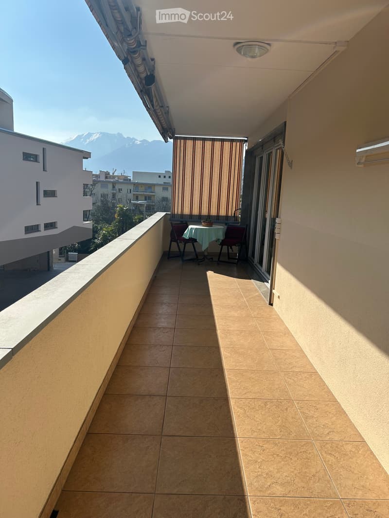 Apartment 2.5 (2)