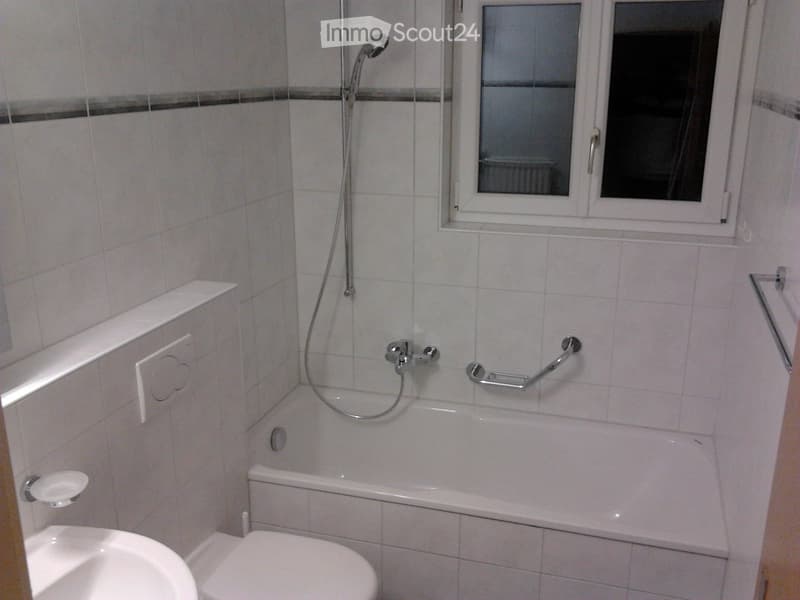 Appartement simple à louer (2)