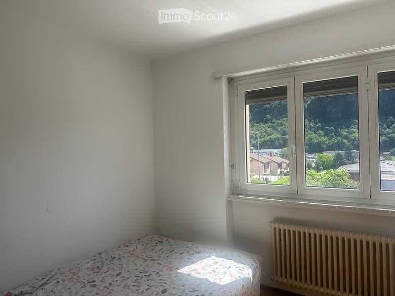 Appartement lumineux 4.5 pièces avec balcon et jardin, Bedano (5)