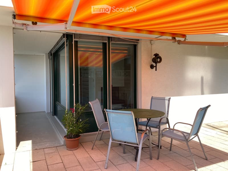 Casa di 5,5 locali con terreno circostante (2)