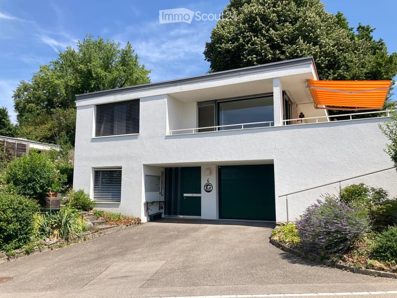Casa di 5,5 locali con terreno circostante (1)