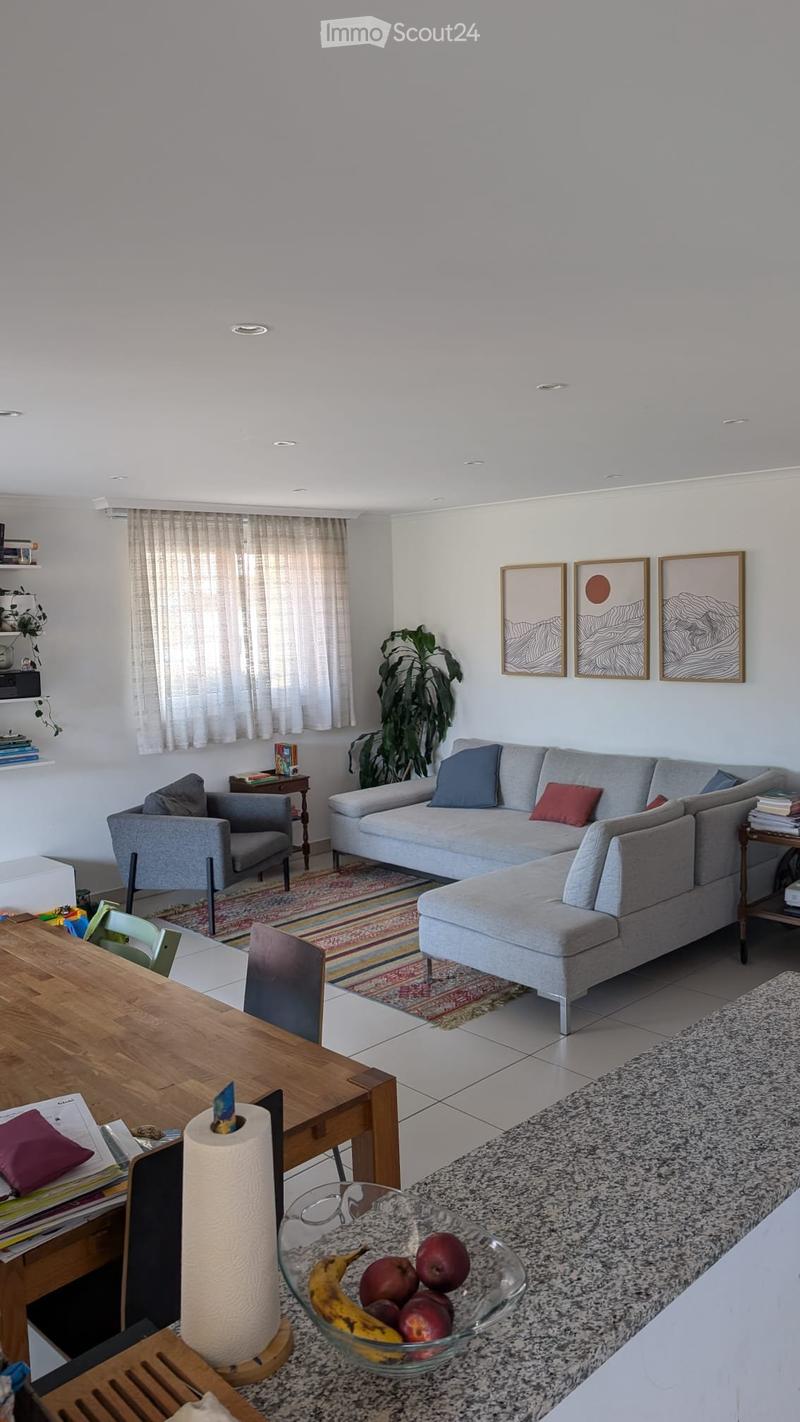 Locarno: Bright 4.5-room apartment near green areas (2)