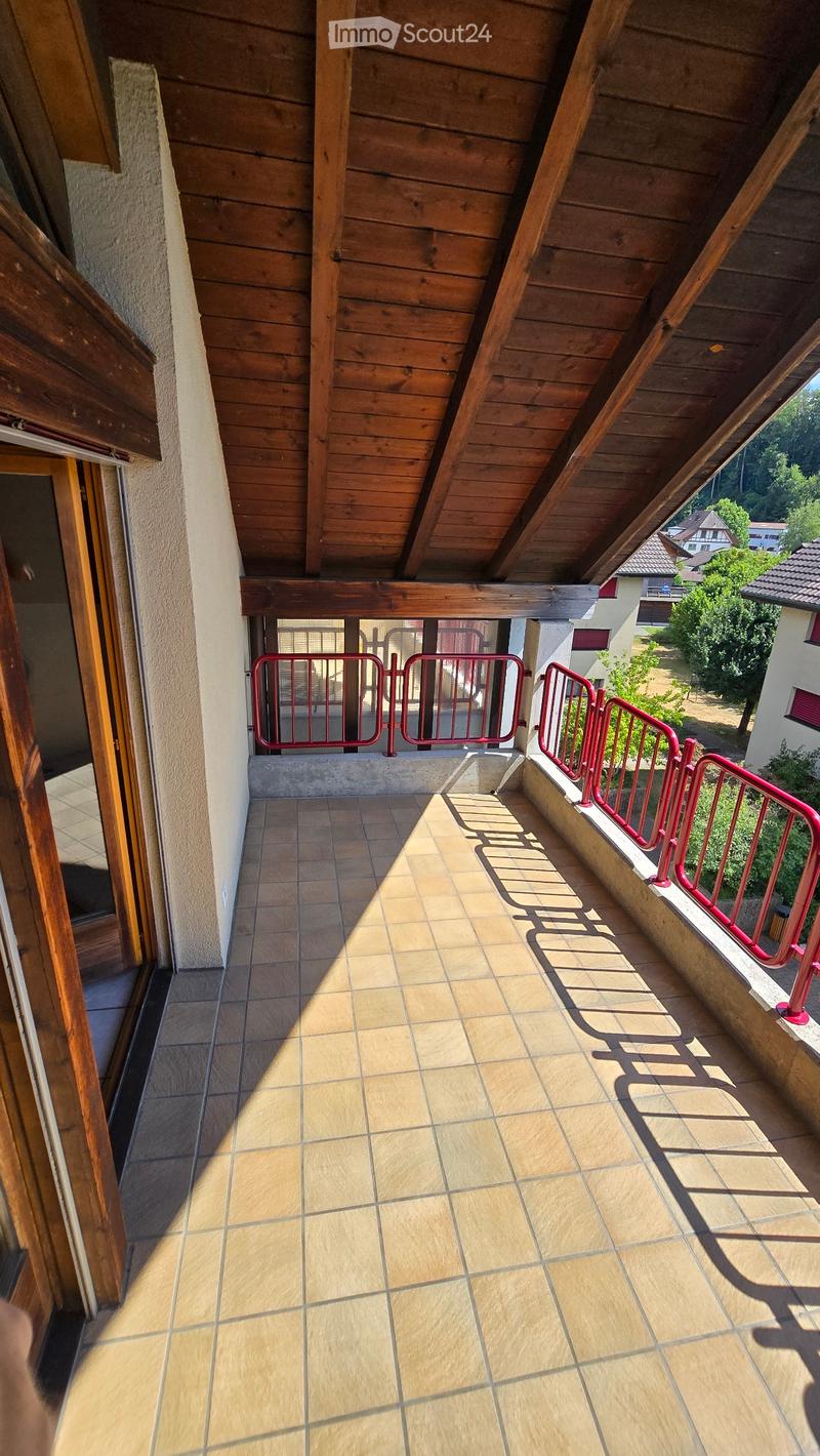 Incantevole appartamento mansardato di 1,5 locali con galleria e balcone (3)