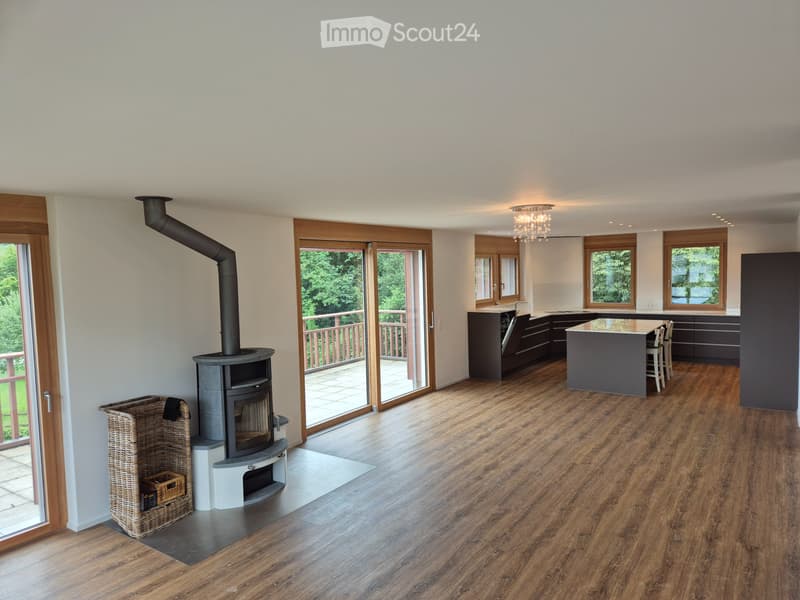 Grosszügiges 4.5-Zimmer-Eckhaus 151 m² inkl. Lift, Garten (1)