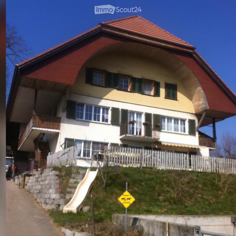 Appartamento di 4,5 locali al 1° piano di una casa colonica (1)