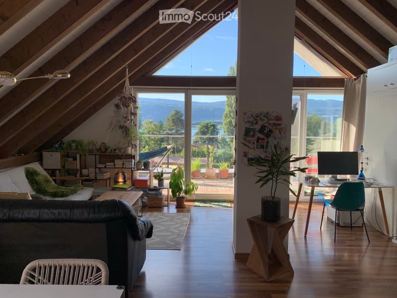 Appartamento mansardato accogliente (64m2) con vista sul lago (1)
