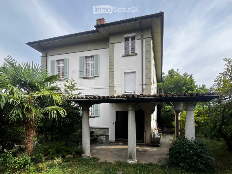 Villa élégante d'époque des années 30 à valoriser (1)