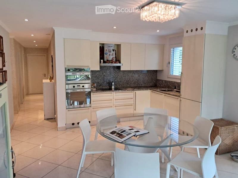 Apartment for sale with garden 225 sqm, pets allowed (2)