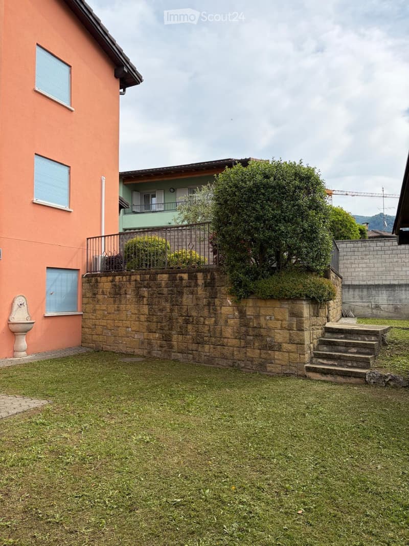 Maison avec jardin (5)