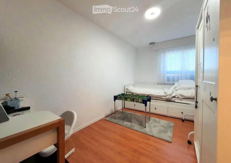 4.5 rooms, 95 m², 1st floor furnished apartment (3)