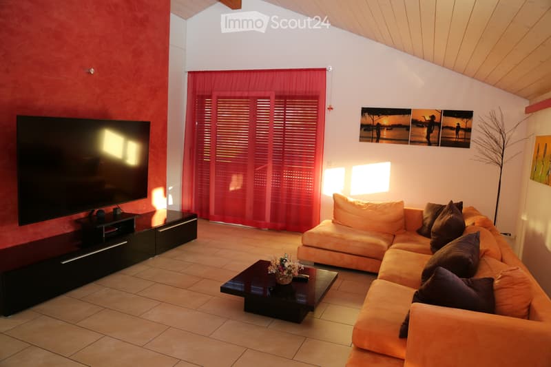 Elegantes 2.5-Zimmer-Mansardenapartment (1)