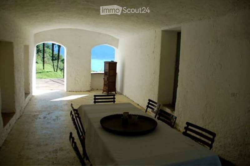 Mehrfamilienhaus in Morcote zu vermieten (3)