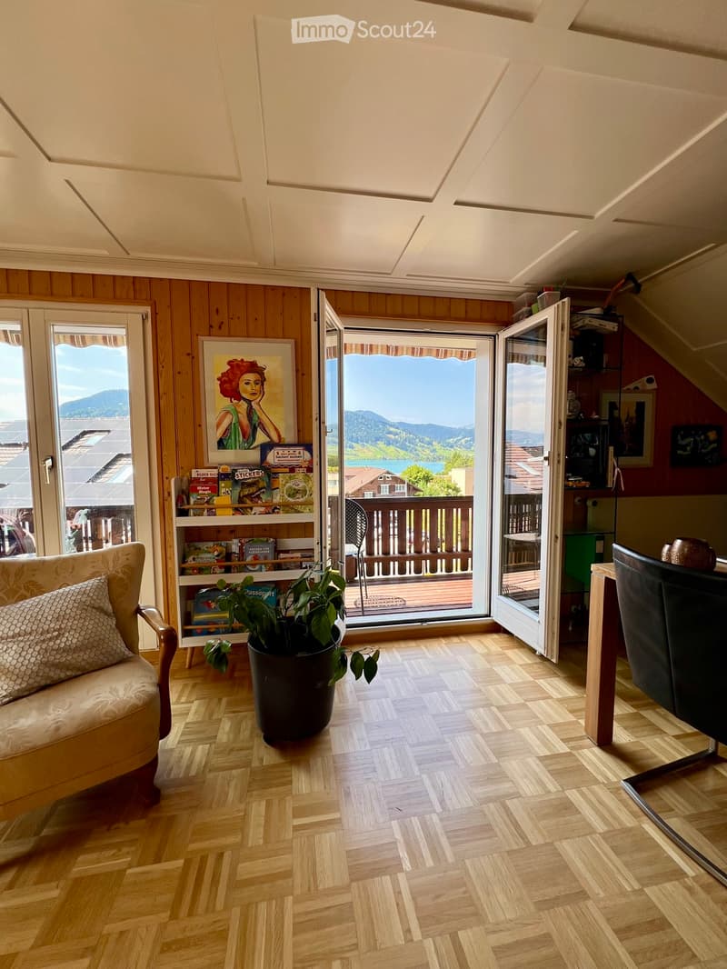 3.5-Room Attic Apartment in Oberägeri (1)