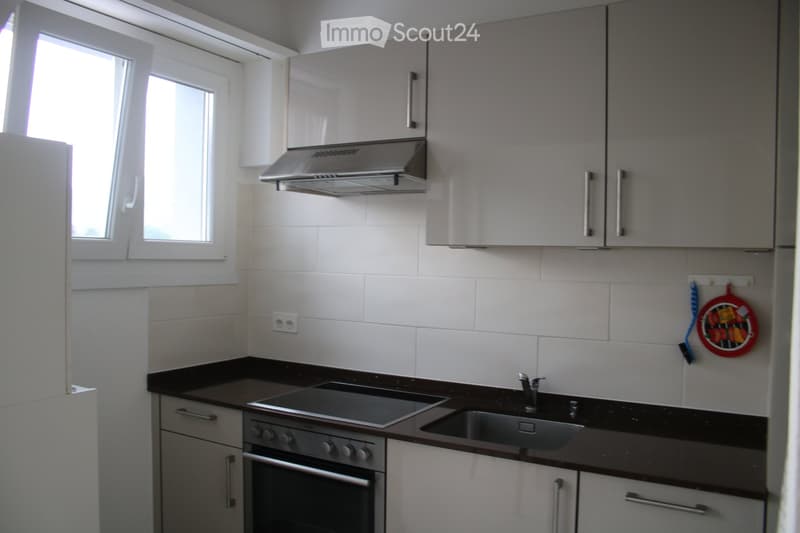 Location appartement de 2.5 pièces à Caslano avec balcon (3)