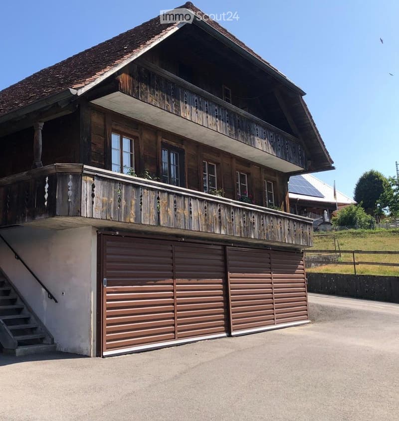 Cottage in the countryside (1)
