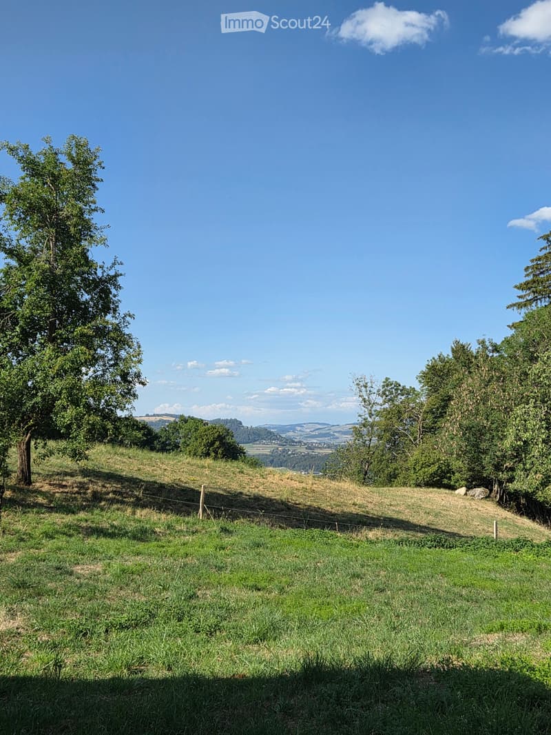 Casa residenziale situata in modo idilliaco in campagna (3)