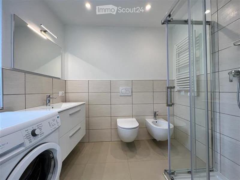 Appartement moderne de 1,5 pièces avec 40 m² et parking inclus (3)