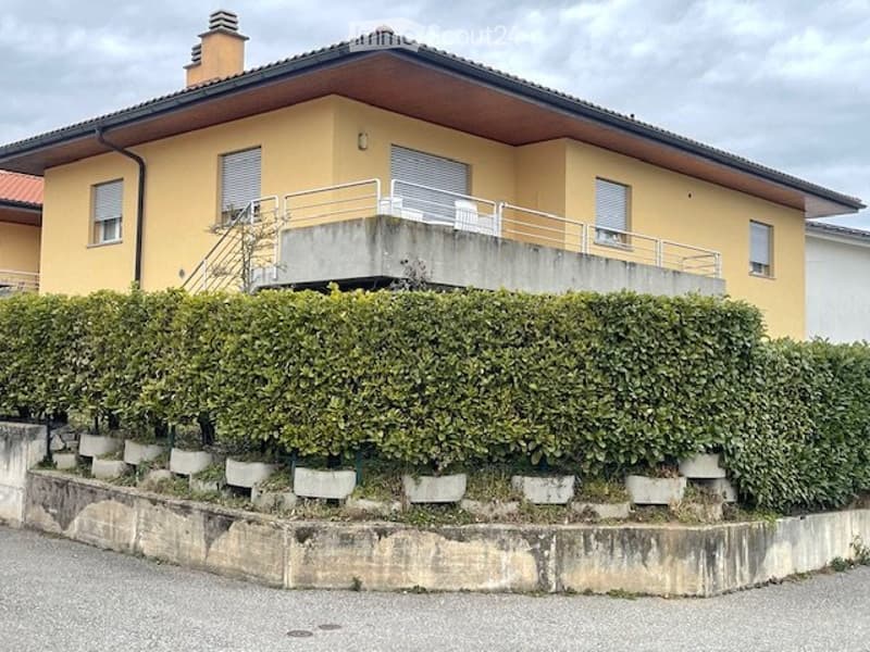 Appartement in einem Doppelhaus in Stabio, Montalbano-Gebiet (1)