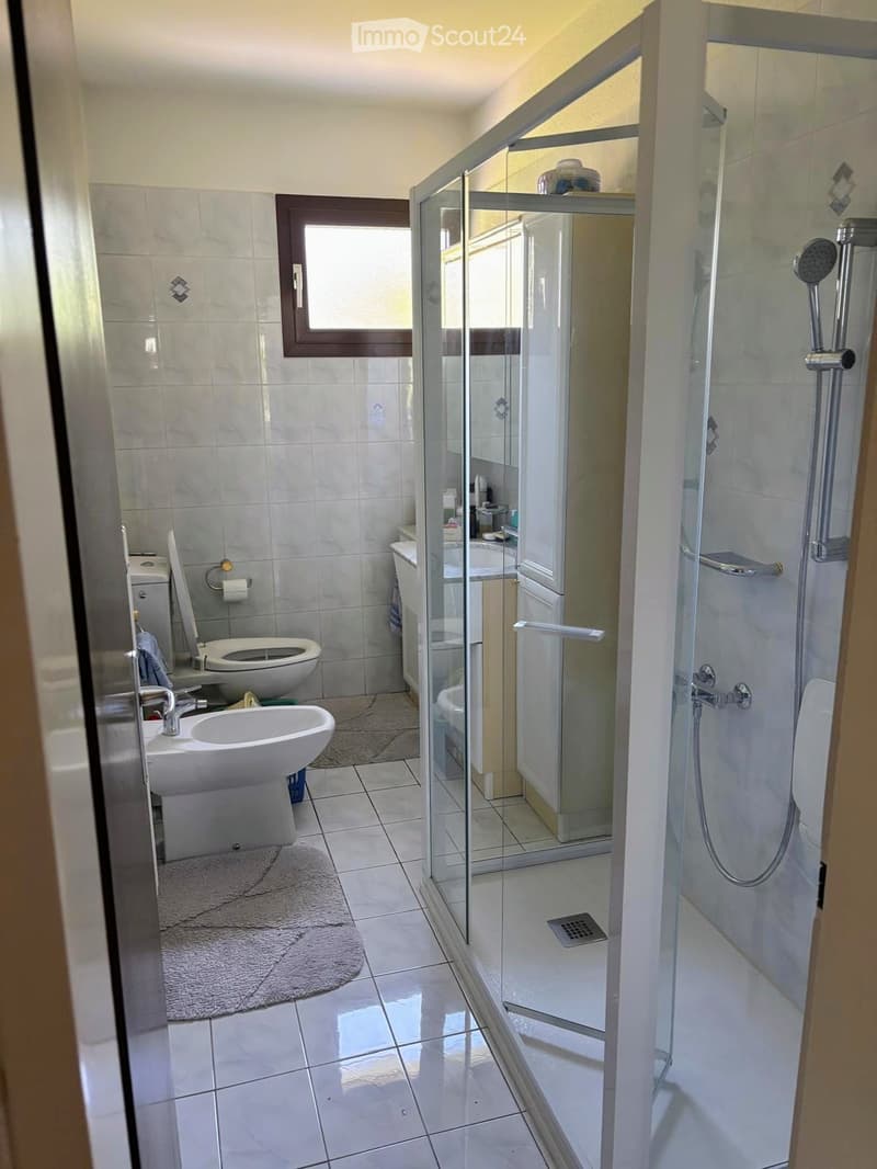 Wohnung im 2. Stock in einem Haus mit 6 Wohnungen (5)