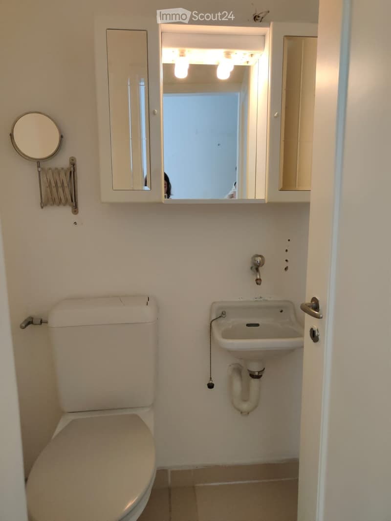 Appartamento di 4 locali luminoso (circa 91 m²) disponibile dal 1 ottobre (4)