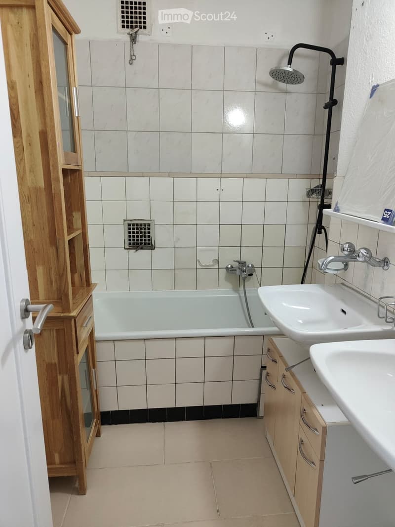 Appartamento di 4 locali luminoso (circa 91 m²) disponibile dal 1 ottobre (2)