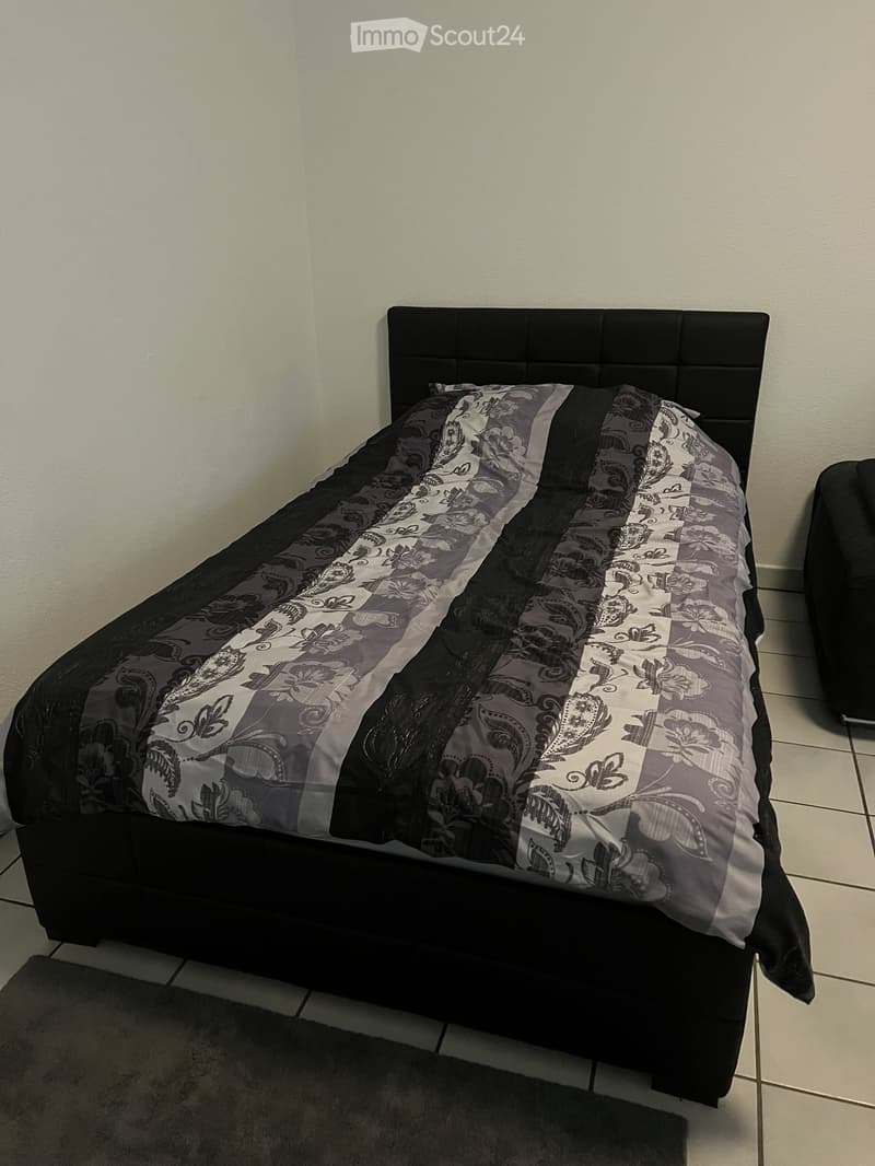 Furnished studio (2)