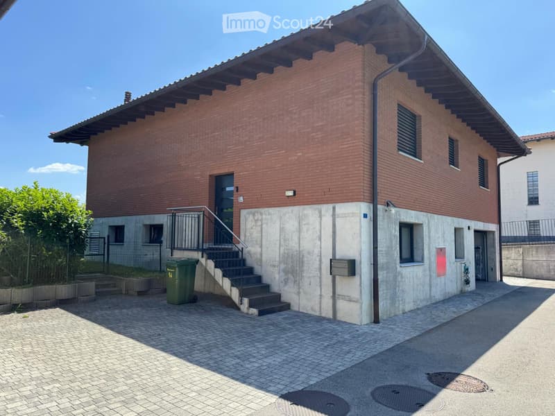 Villa in San Pietro di Stabio (1)