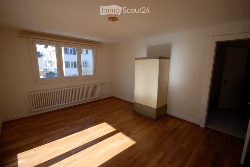 Schöne 3-Zimmer Wohnung mit Balkon in Felsberg (3)