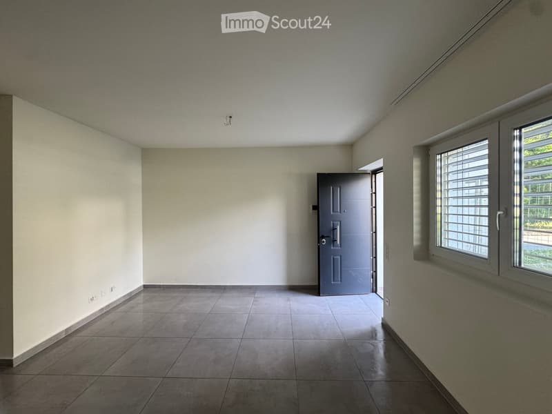 Rent - 3.5 rooms on the ground floor (2)