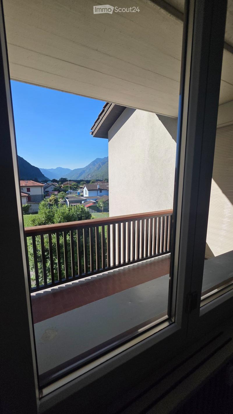 Affittasi appartamento 5.5 locali a Biasca (2)