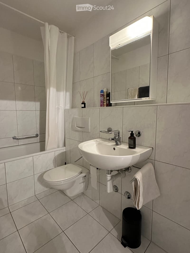 Appartement de 2,5 pièces entièrement meublé à Zurich (5)