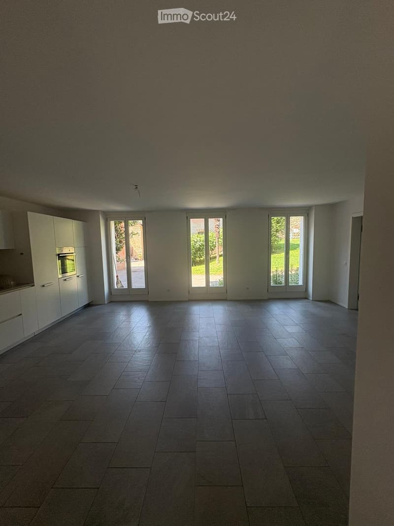 Wohnung mit 3.5 Zimmern im Zentrum von Savosa (2)