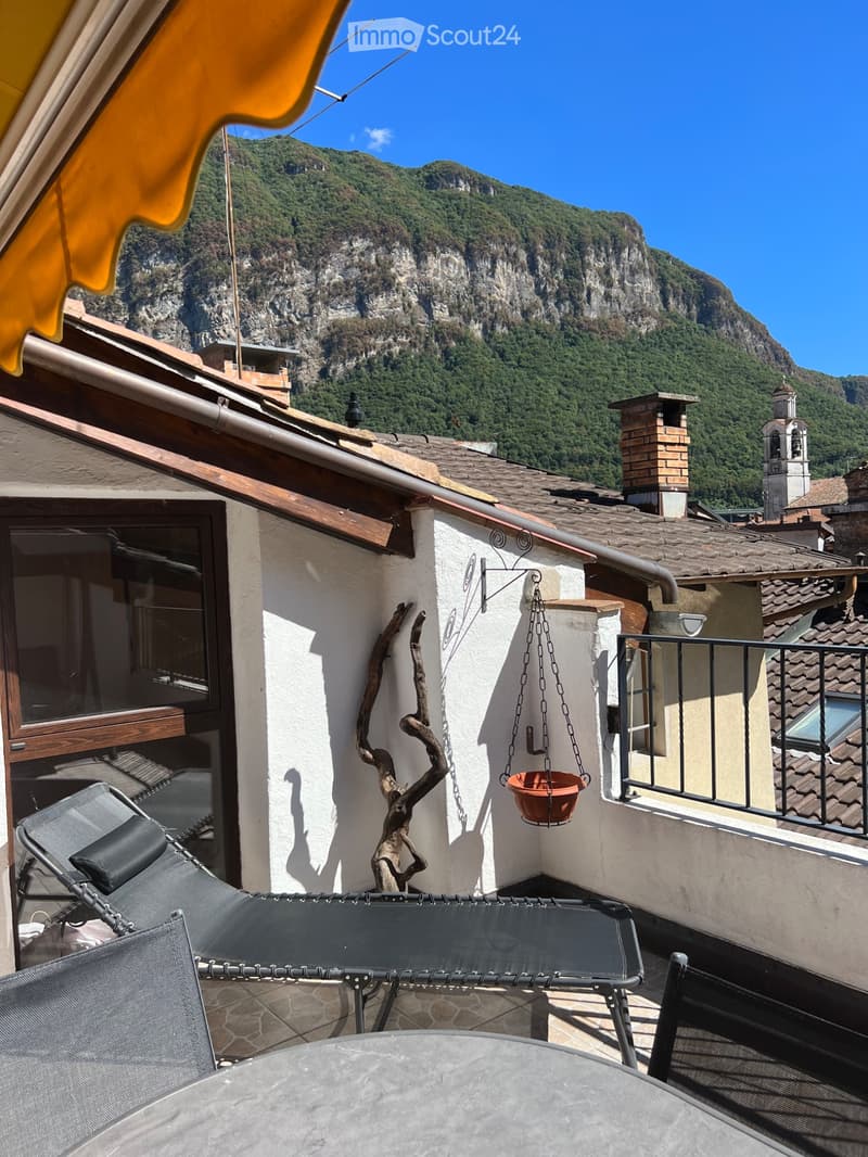 Mieten oder Kaufen in Riva San Vitale, Haus mit Hof und Terrasse (1)