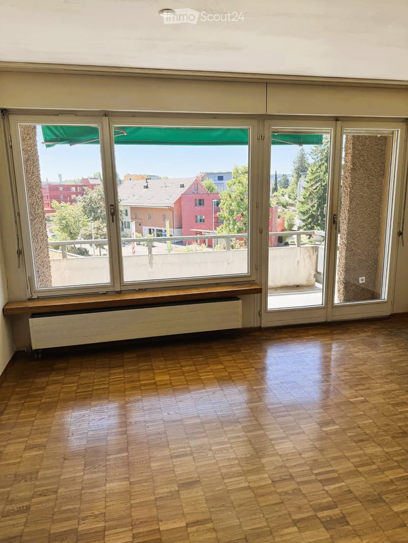 3.5-Zimmer-Wohnung mit Balkon  befristet bis 31.08.2027 (2)