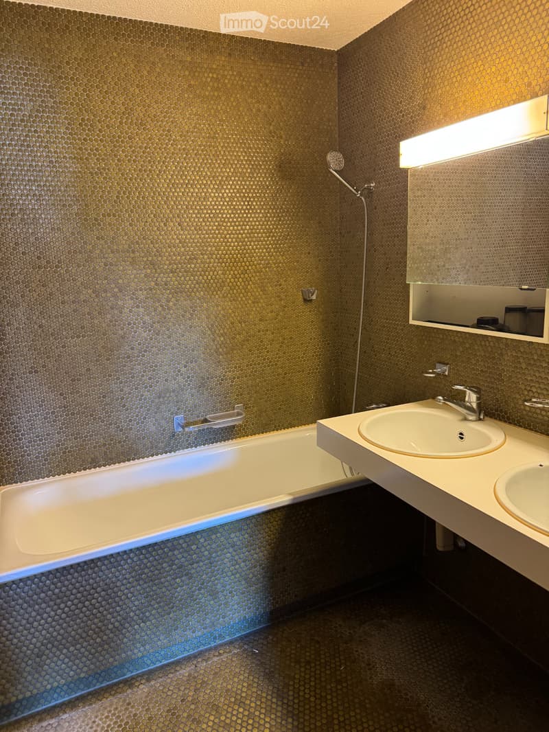 3.5-Zimmer-Wohnung mit Balkon  befristet bis 31.08.2027 (3)