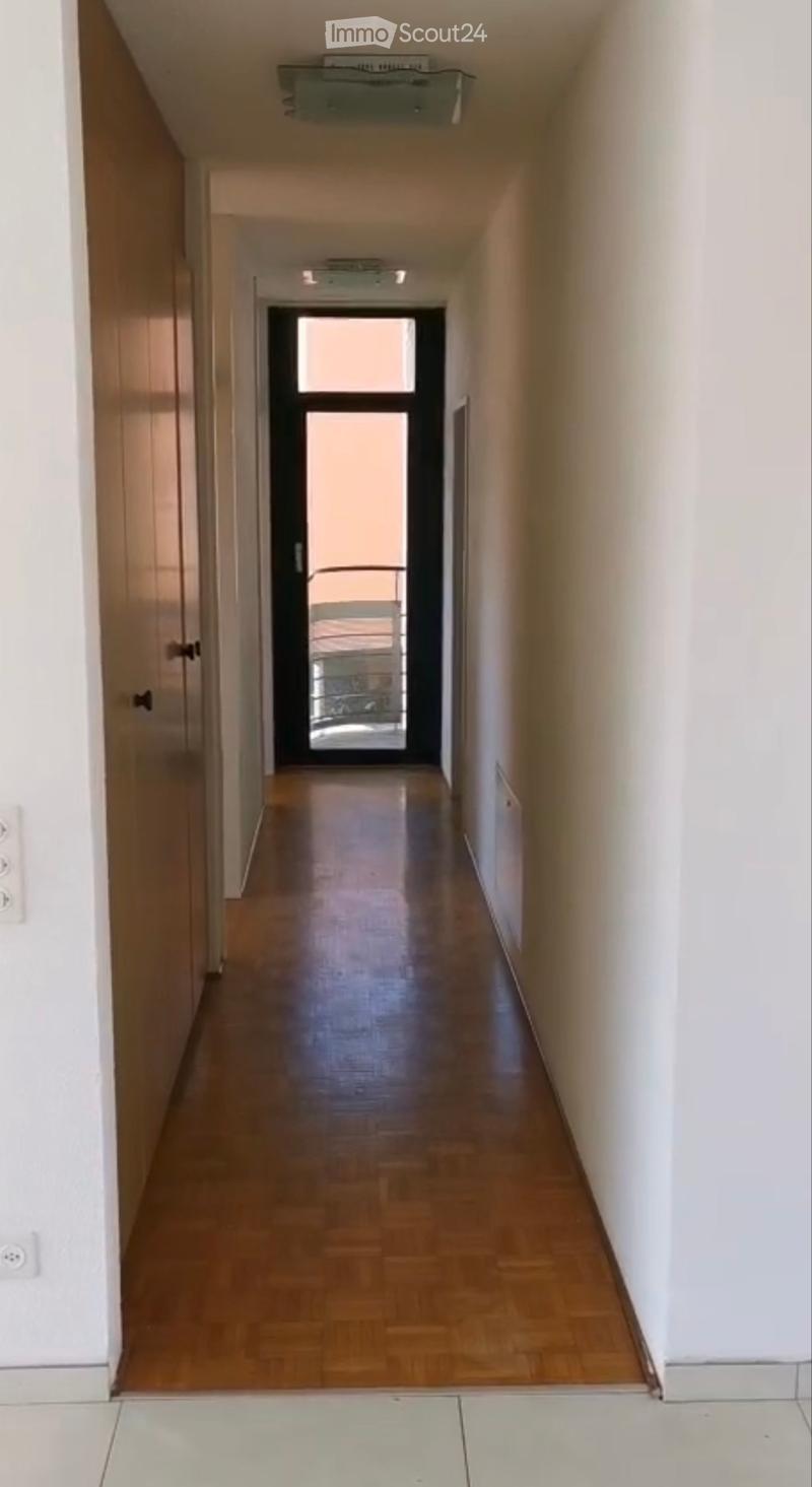 Appartement de trois pièces rénové à Balerna, PARKING INCLUS (4)