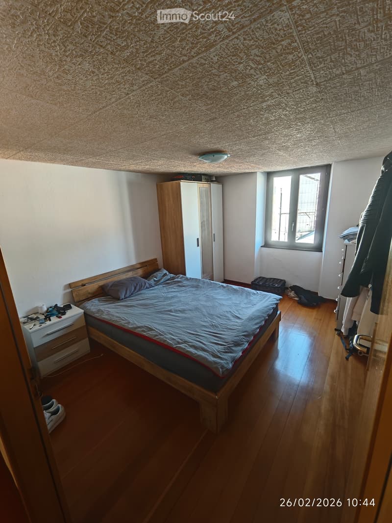 Ich suche eine 2.5-Zimmer-Wohnung als Nachmieter (2)