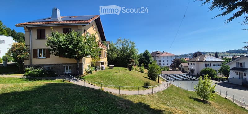 Grande casa in vendita a La Chaux-de-Fonds (3)