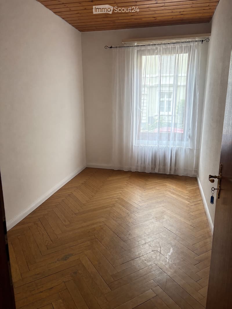 Charmant appartement 3 pièces avec balcon/jardin disponible immédiatement (3)
