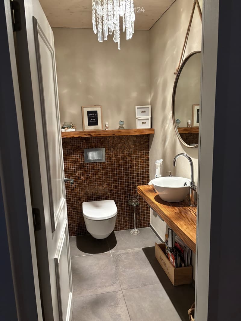 Appartement de 4,5 pièces en mansarde avec loggia et espace de jardin (5)
