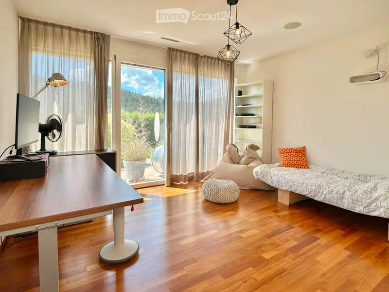 Einziehen und wohlfühlen: 170 m² Gartenwohnung in Stallikon (9)
