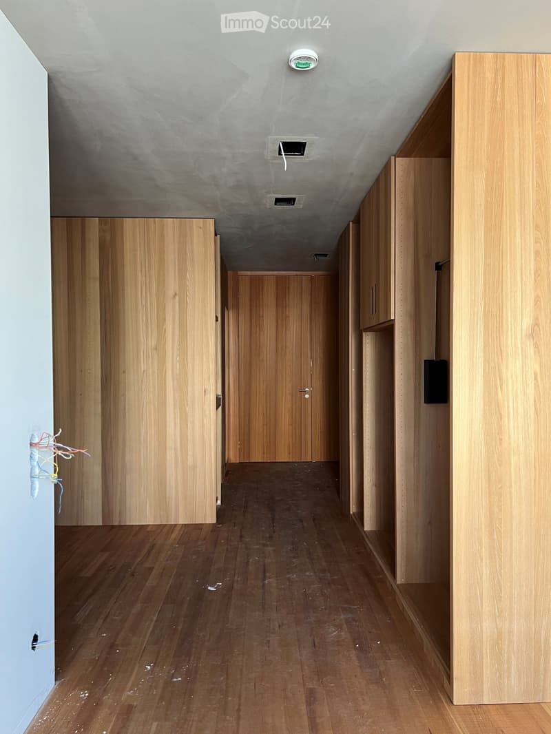 Building for creative minds (BUILDING ONLY, NO LAND!) (1)