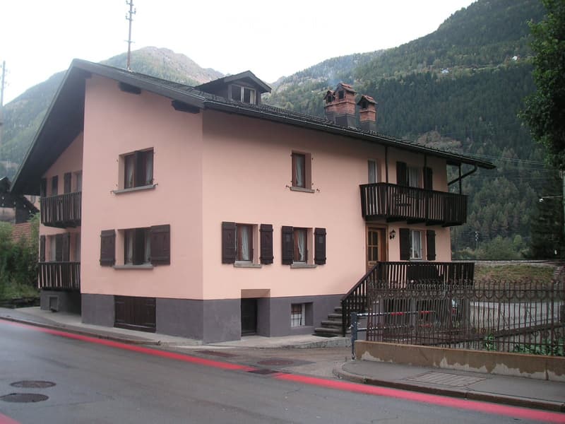 Duplex House (Ambrì) (1)