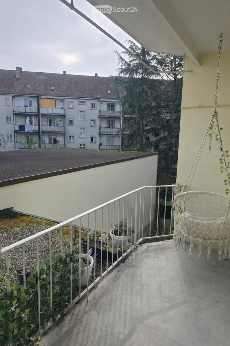 2.5-Room Apartment in Basel-Iselin (5)