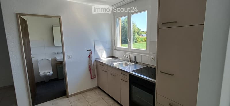 Appartement simple au 1er étage d'un immeuble MFH (2)