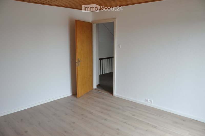 Einfamilienhaus mit viel Platz, Garten, Garage, Gartenhaus (9)