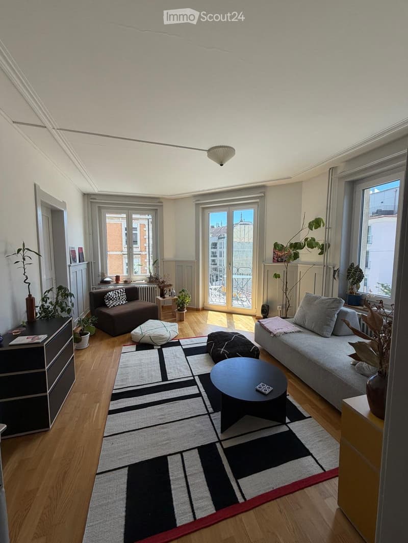 Möblierte 4-Zimmer-Wohnung in Zürich Kreis 4 zur Untermiete (2)