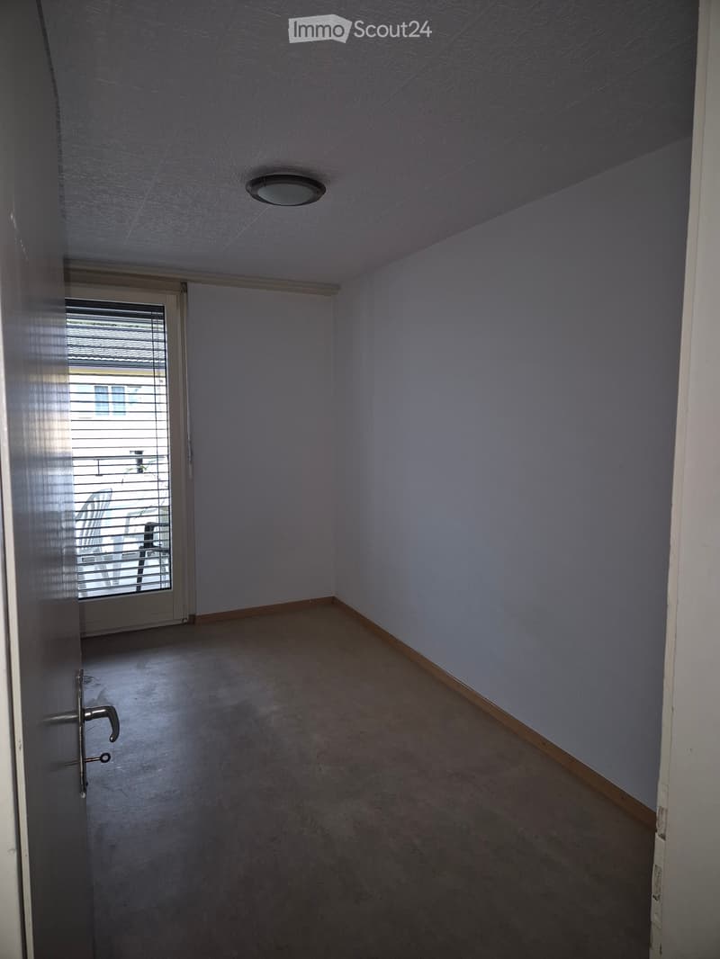 New roommate wanted for shared apartment! (1)