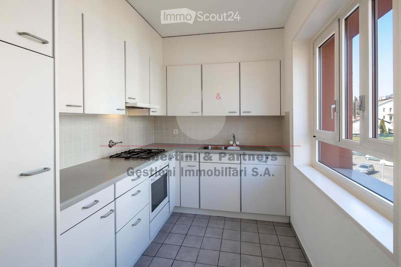 APPARTAMENTO 4.5 LOCALI a Balerna (4)