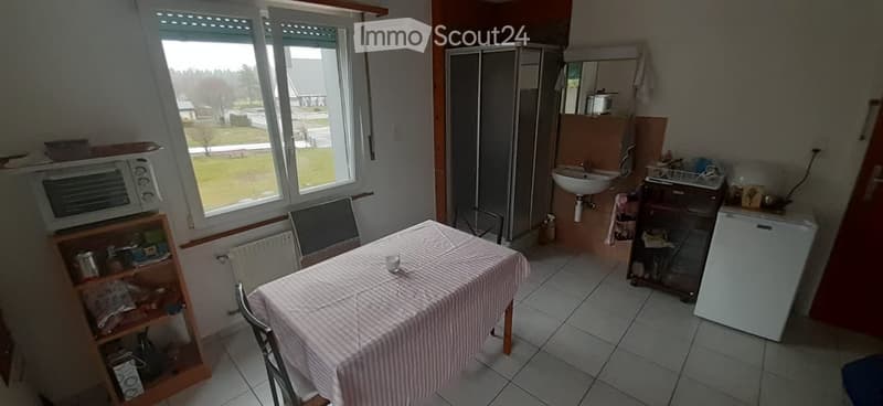 Zu vermieten möbliertes Zimmer im Sentier (4)